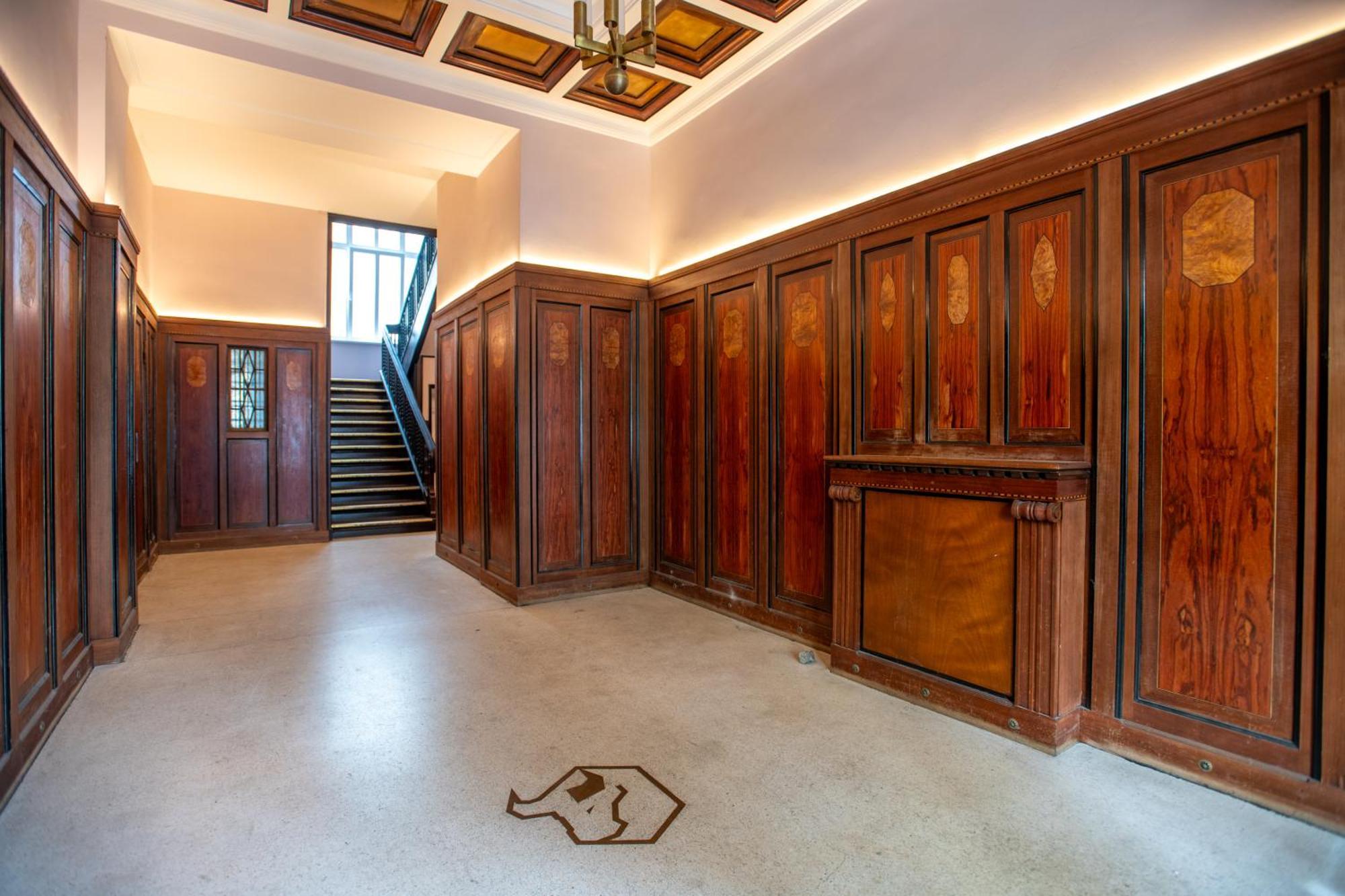 Appartement Kaiser 02 By Rockchair L Superhost Status L 3 Bedrooms Boxspringbeds 2 Bathrooms L Cozy Family & Business Flair 155 Sqm 3 Balcony 2nd Floor Elevator Up To 10 Guests Welcomes You! *