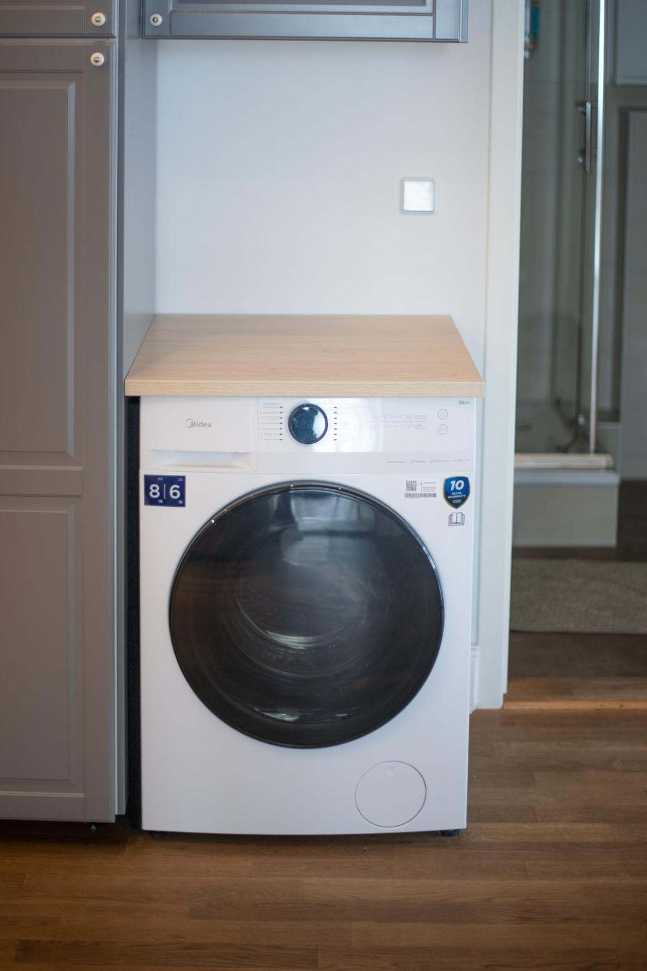 Kaiser 02 By Rockchair L Superhost Status L 3 Bedrooms Boxspringbeds 2 Bathrooms L Cozy Family & Business Flair 155 Sqm 3 Balcony 2nd Floor Elevator Up To 10 Guests Welcomes You!